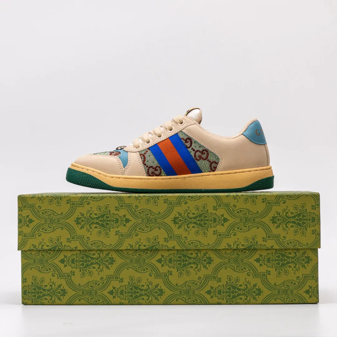 Ex-factory price: RMB 300 [higher version] GUCCI casual sports distressed small dirty shoes, polished cowhide fabric, hand-made distressed effect!  Original terry cloth, delicate, soft, comfortable and breathable. Privately molded steel-stamped two-color original TPU outsole (lower layer is wider, upper layer is narrower) to differentiate the wrong version of the outsole in the market. Fabric, material, outsole, detail comparison SIZE: 34-41, 38-45 regular size (women's 34, 41, men's 38, 45 customized, non-returnable and non-exchangeable) (women's colors and men's models need to be customized)